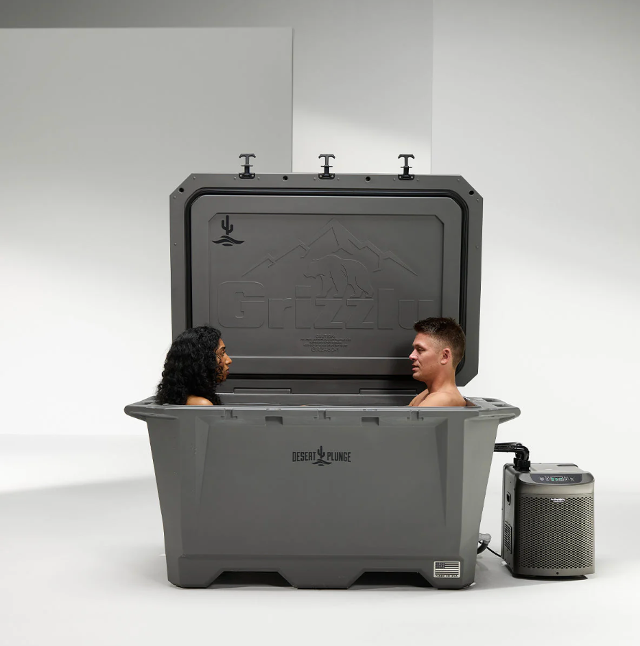The Wide Grizzly 450 Cold Plunge Tub w/ 1/4 HP Chiller - Gray