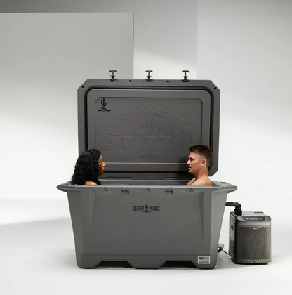 The Wide Grizzly 450 Cold Plunge Tub w/ 1/4 HP Chiller - Gray